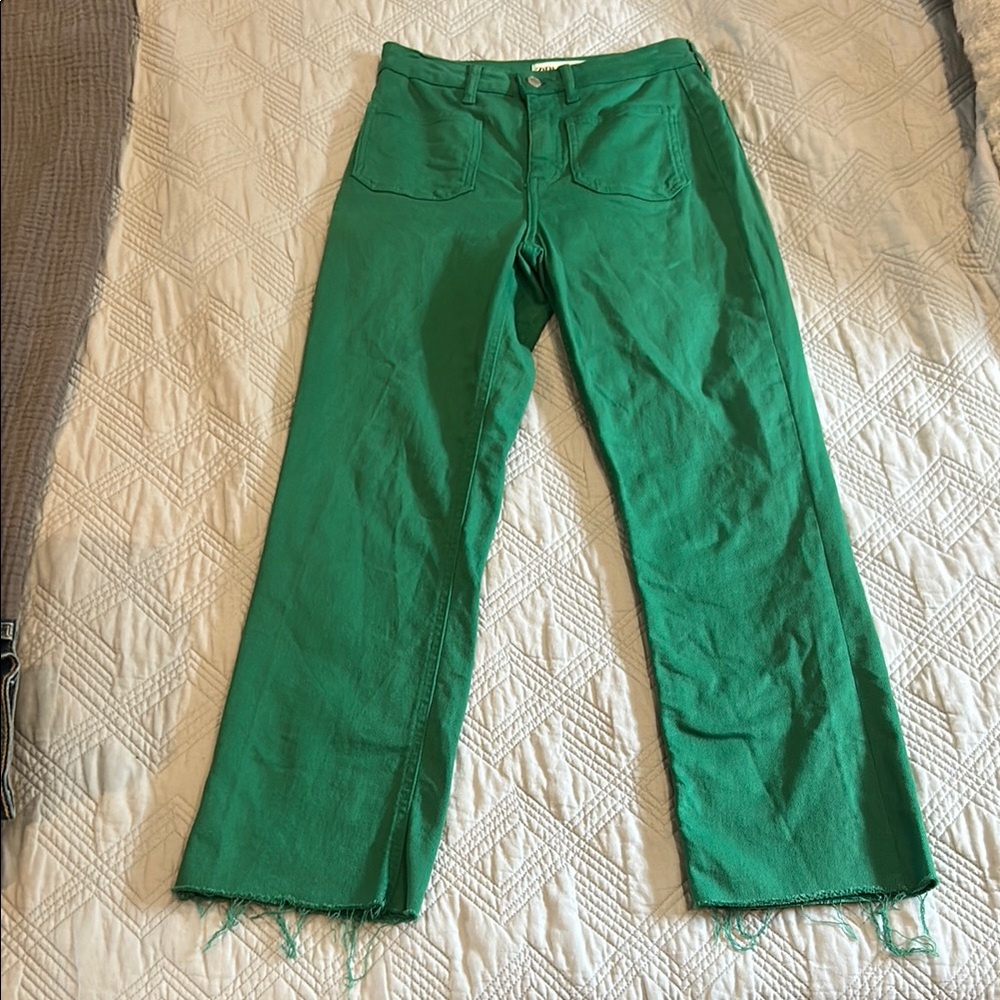 Zara size 2 Green Frayed hem straight leg denim Jeans
